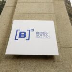 Radar: B3 (B3SA3) reajusta valor de JPC e dividendos, IRB (IRBR3) desaba 24% no mês, novo CEO da Petrobras (PETR4) assume cargo
