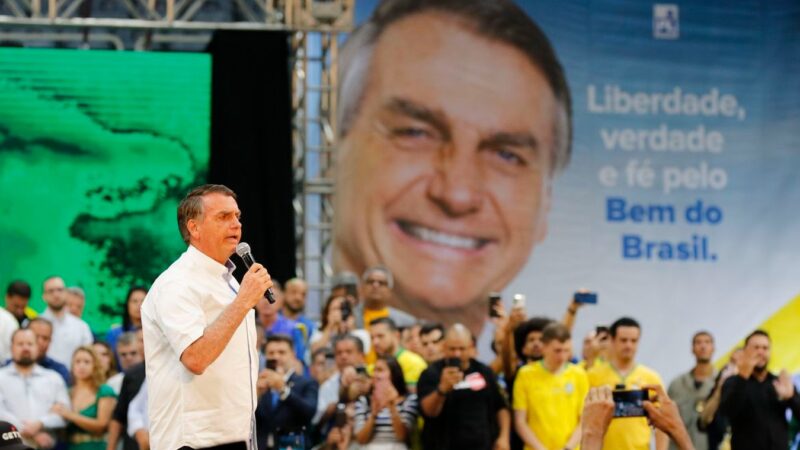 Bolsonaro oficializa candidatura à reeleição pelo PL, com Braga Neto como vice