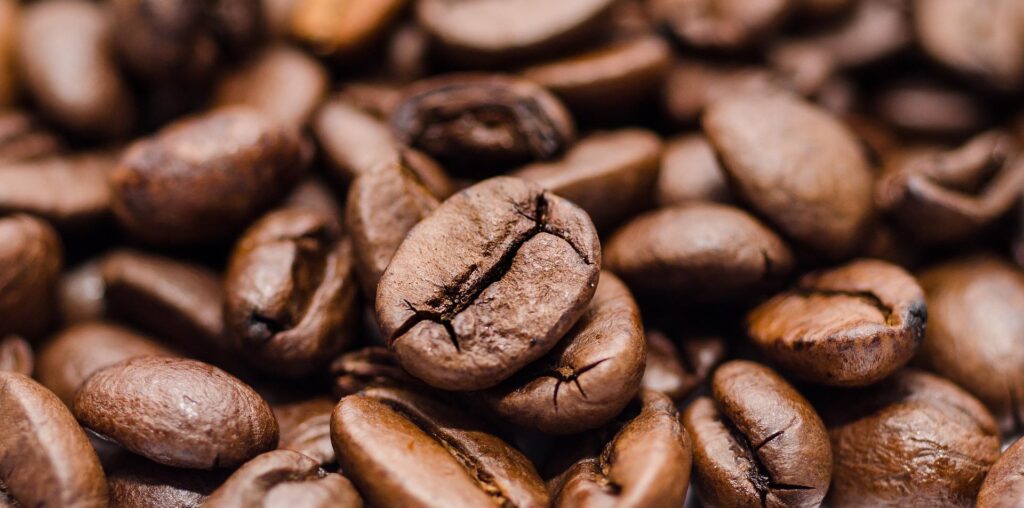Entidade aponta escalada do preço médio da saca de café como motivo para recorde de receita - Foto: Pixabay