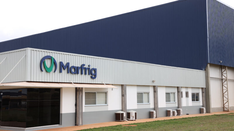 Marfrig (MRFG3) aumenta fatia na BRF (BRFS3) para 45% do total das ações