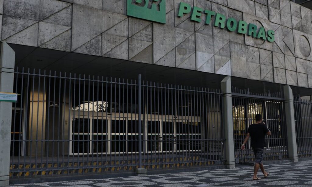 Petrobras (PETR4) pode ter nova política de preços no novo governo. Foto: Fernando Frazão/Agência Brasil