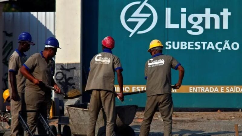 Radar: Ações de Light (LIGT3) afundam 16,3% na Bolsa, Petrobras (PETR4) vai reavaliar suspensão de venda de ativos e lucro de Renova Energia (RNEW4) avança mais de 300%