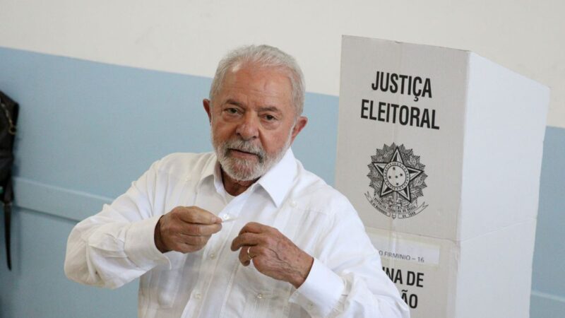 PT convidou André Lara Resende e Pérsio Arida para equipe de transição de Lula