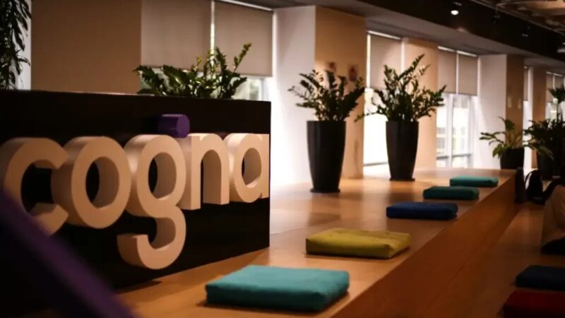Cogna (COGN3) anuncia fim parceria com a Tim (TIMS3) sobre projeto de educação a distância