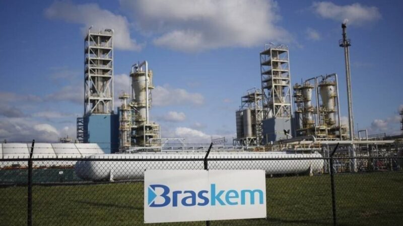 Braskem (BRKM5): banco eleva recomendação e preço-alvo, mas aponta “potenciais desafios”; ações sobem