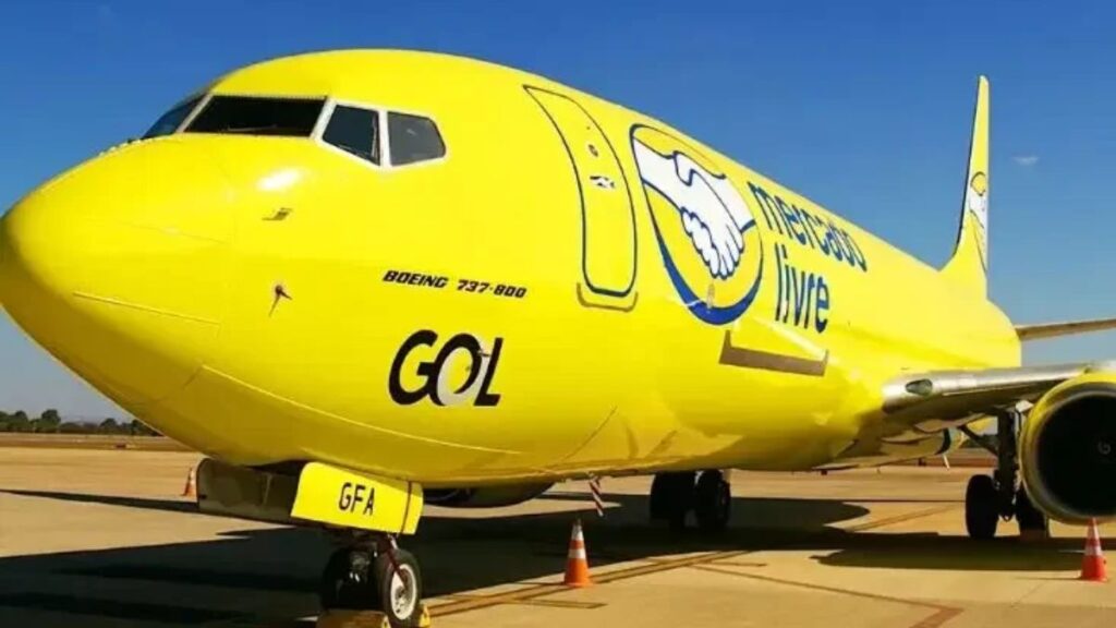 Foto do avião de entregas do Mercado Livre