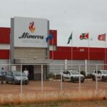 Minerva (BEEF3) tem prejuízo líquido de R$ 1,567 bi no 4T