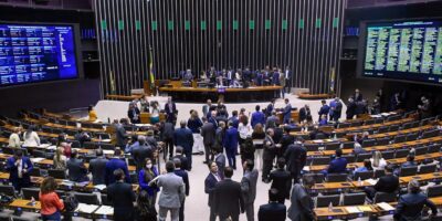 Arcabouço fiscal: Câmara aprova pedido de urgência para votação do projeto