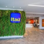 Itaú (ITUB4) lançará IA generativa para atendimento aos clientes