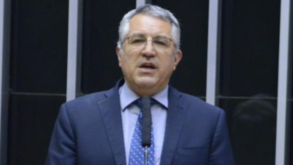 Alexandre Padilha Ajuda à classe média beneficiará economia