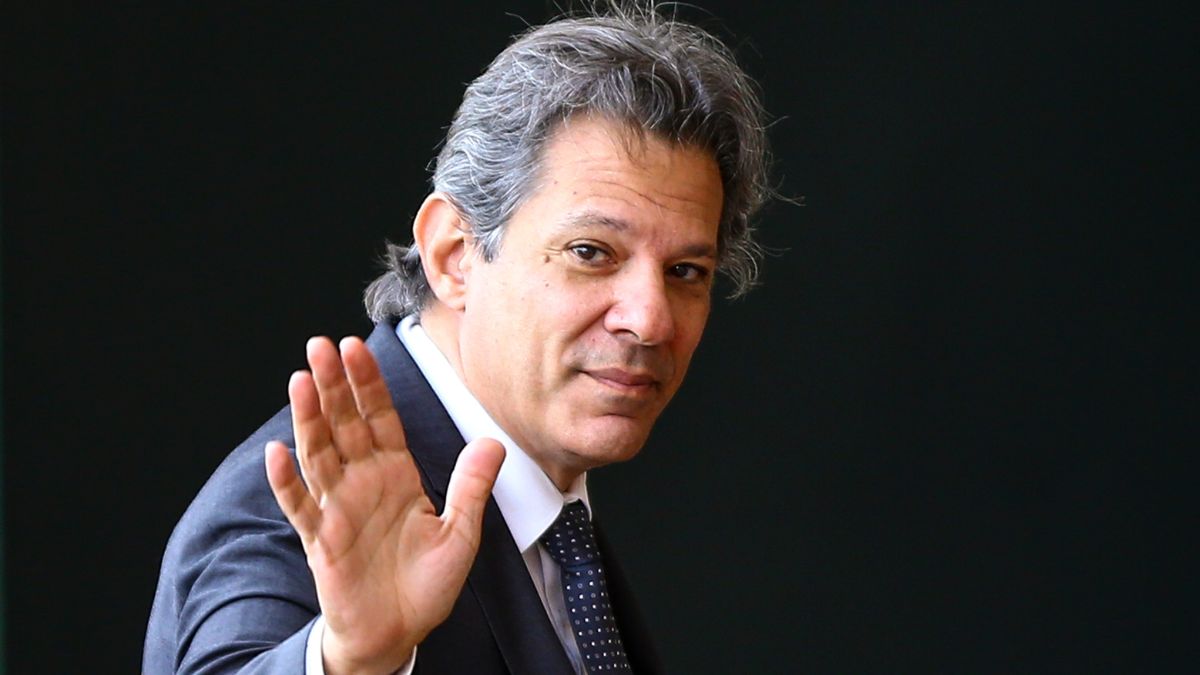 Haddad diz que governo vai tributar 'jogos eletrônicos' para compensar  correção da tabela do IR