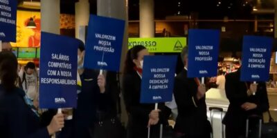 Greve de pilotos e comissários provoca atrasos em aeroportos no Brasil