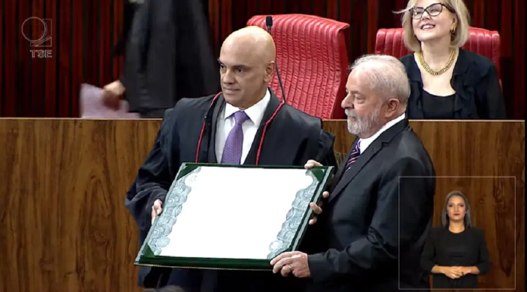 Lula é diplomado pelo TSE; veja destaques da cerimônia
