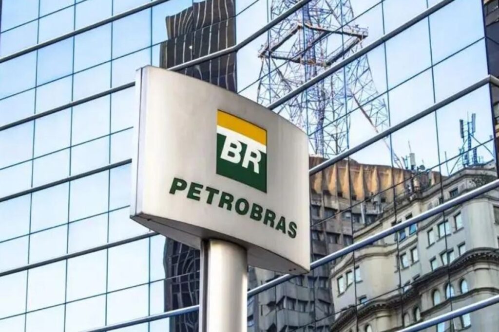 Petrobras (PETR4) analisará proposta da Mubadala para parceria na Bahia