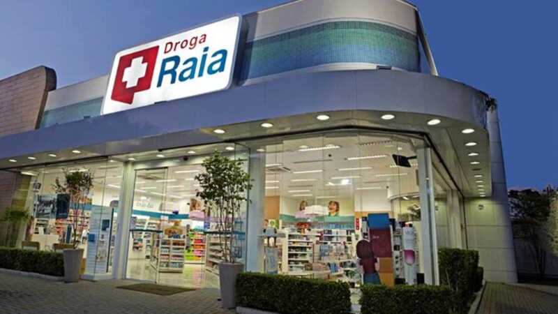 Raia Drogasil (RADL3) vai pagar R$ 84,3 milhões em dividendos; veja valor por ação