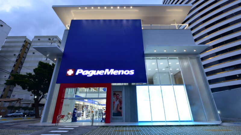 Pague Menos (PGMN3) atualiza valor por ação de JCP milionário