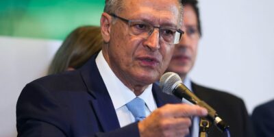 Acabar com IPI via reforma tributária é meta do governo, diz Alckmin