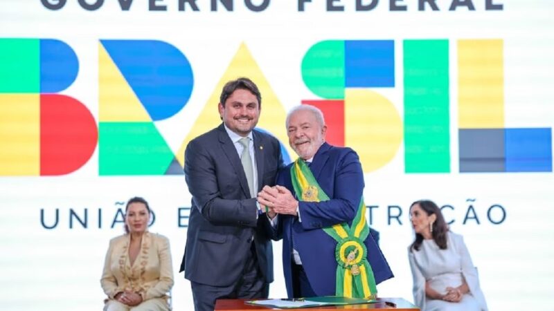 Ministro de Lula usou R$ 5 milhões de orçamento secreto para beneficiar própria fazenda, diz jornal