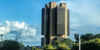 Bancos e instituições financeiras reguladas pelo BC terão que compartilhar dados sobre fraudes