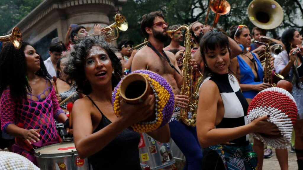 Blocos no Carnaval 2023 no Rio de Janeiro. Foto: Fernando Frazão/Agência Brasil