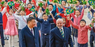 Lula na China: 15 acordos de parceria entre governos são assinados em Pequim