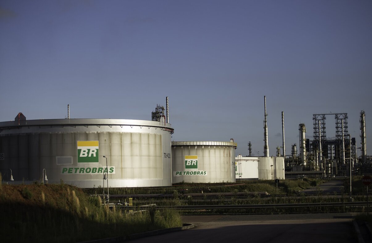 Petrobras (PETR4) investirá US 5 bi na exploração e escoamento de gás
