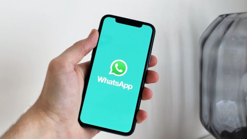 WhatsApp volta ao ar após instabilidade na tarde desta quarta-feira
