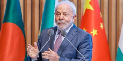 Lula reafirma promessa de isenção no Imposto de Renda, mas ‘reconhece dificuldade’