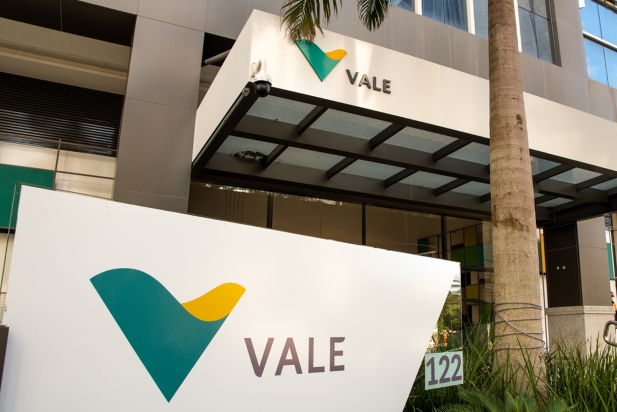 Vale (VALE3) tem lucro 34,75% menor no 4T23, a US$ 2,442 bilhões; veja os motivos