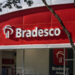 Bradesco (BBDC4): lucro cai 1,6% no 1T24 e soma R$ 4,211 bilhões; banco divulga projeções