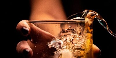 Saiba quais são os 5 whiskys mais caros do mundo. Foto: Unsplash