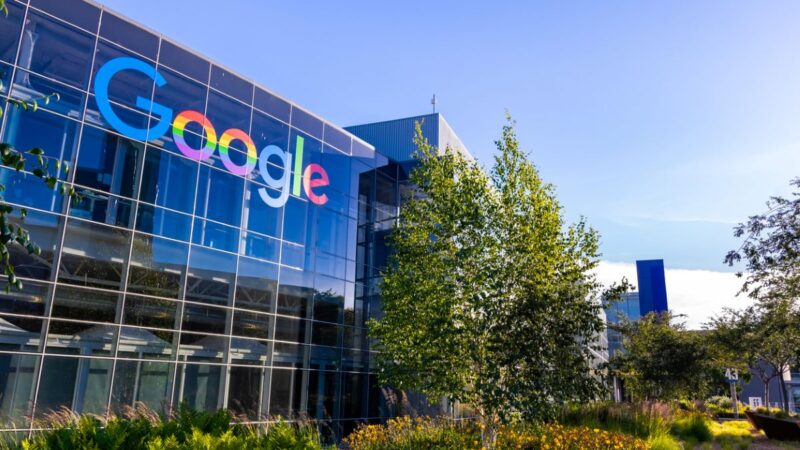 Alphabet, dona do Google (GOGL34), aumenta lucro em 41,5% no 3T23, para US$ 19,69 bi
