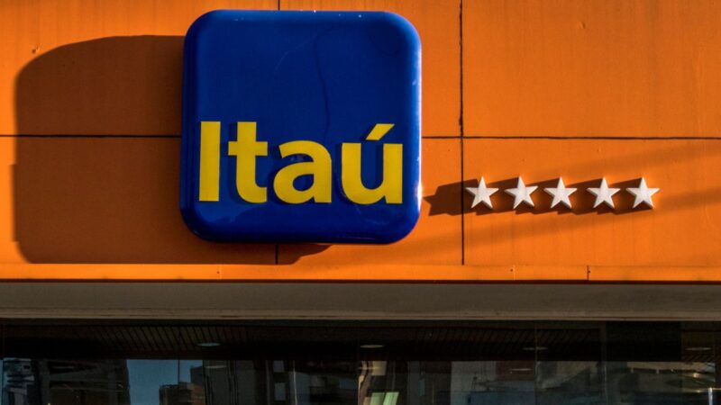 Itaú (ITUB4) vende 10 milhões de ações da XP