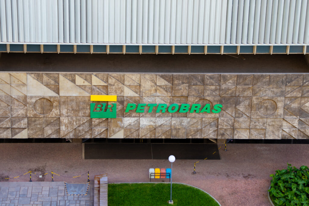 Petrobras (PETR4): dividendos pagos no primeiro semestre superam concorrentes