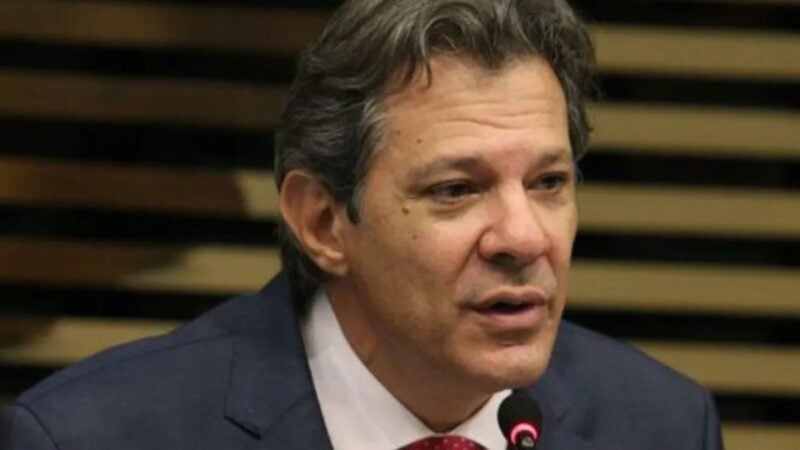 Haddad reafirma compromisso com meta fiscal, mas aponta erosão de receitas