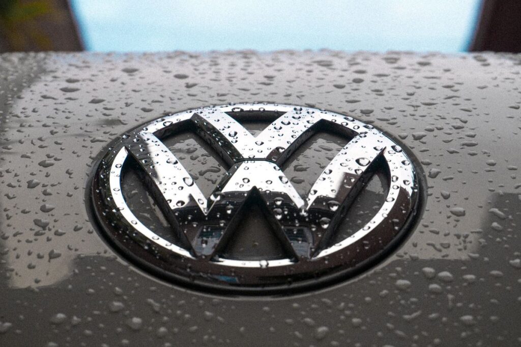 A Volkswagen (ETR: VOW3) divulgou seus resultados com um lucro após impostos menos em comparação ao 2T22