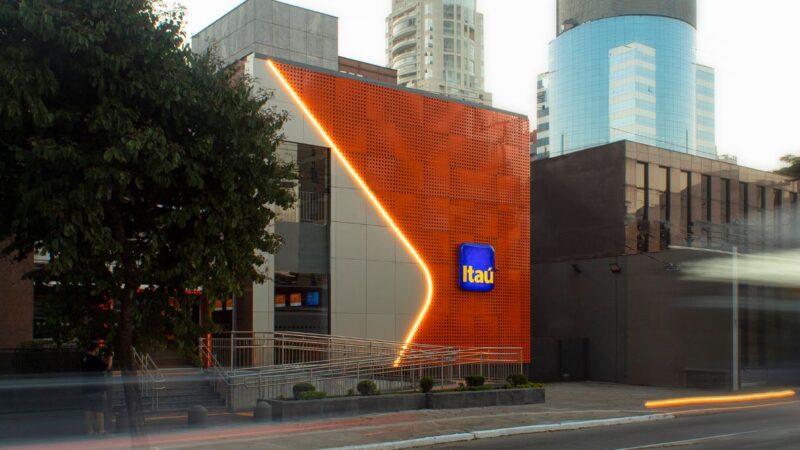 Itaú (ITUB4) anuncia emissão de R$ 1 bilhão em letras financeiras depois de comprar prédio mais caro do Brasil