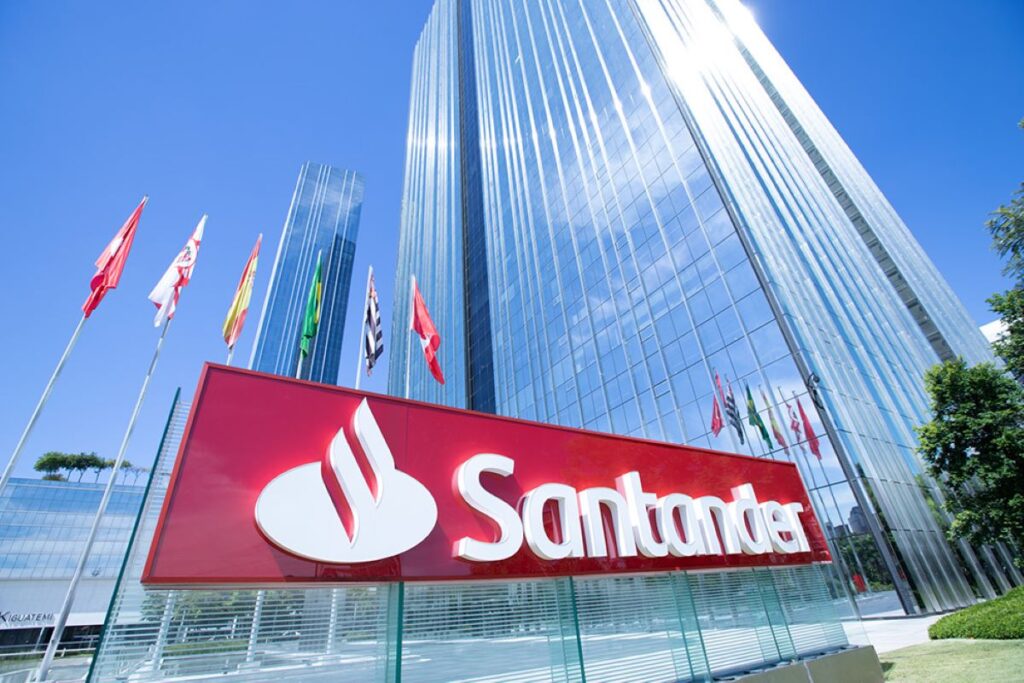 Santander (SANB11) vai pagar R$ 1,5 bilhão em dividendos e JCP