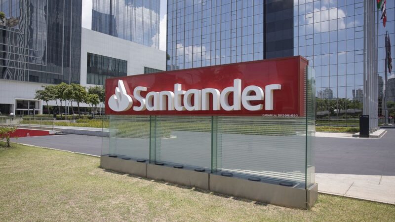 Santander (SANB11): lucro gerencial sobe 41,2% no 1T24 e chega a R$ 3,02 bilhões; ações disparam no Ibovespa
