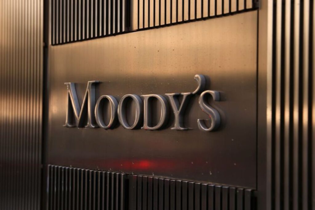 Moody's rebaixa dez bancos nos EUA e revisa ratings de mais seis