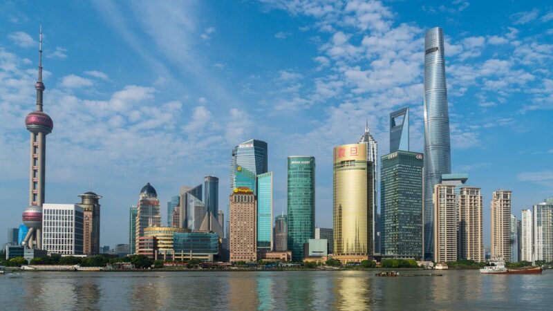 Bolsas asiáticas fecham mistas, com Xangai e Tóquio na ponta positiva; Europa recua com dados de emprego