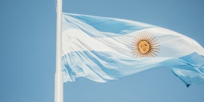 Eleições na Argentina: segundo turno ocorre neste domingo; saiba mais