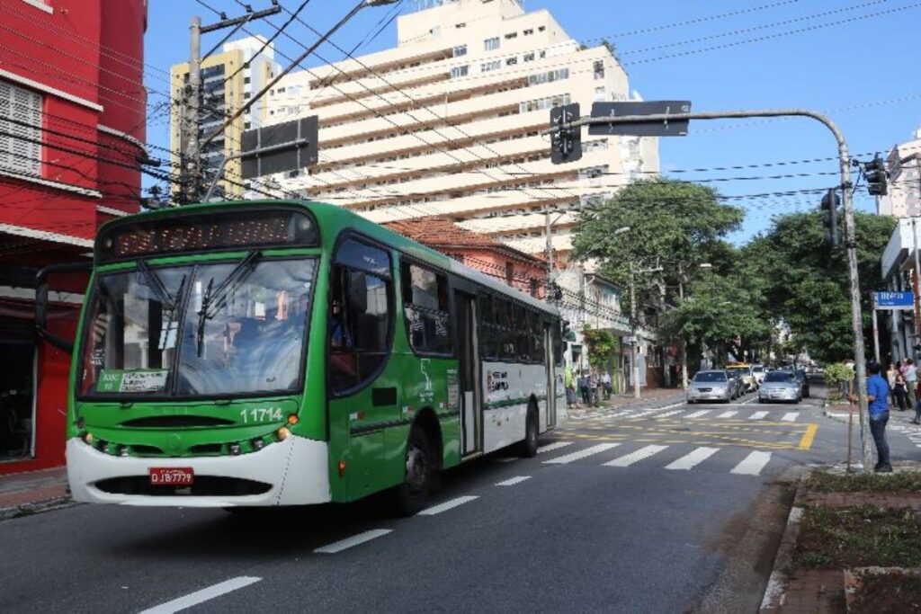 Passagem de ônibus gratuita nos domingos começam a valer no dia 17 de dezembro em São Paulo