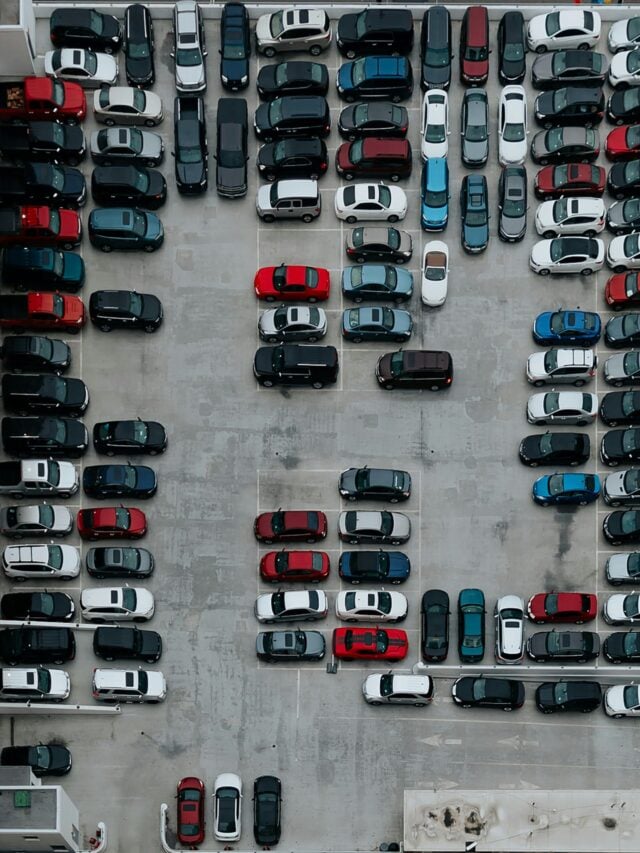 Vendas de carros na China caem 14% em dezembro, apesar do avanço dos elétricos