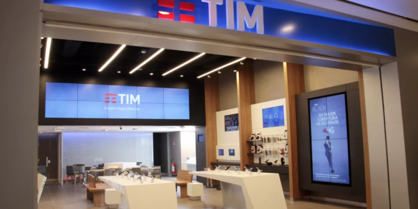 Ações TIMS3 sobem após lucro forte no 2T25 e expectativas de crescimento