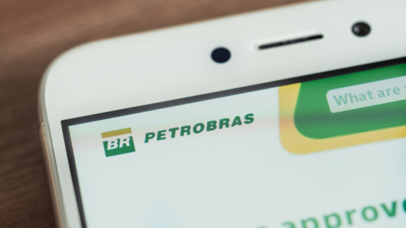 Petrobras (PETR4): alta do dólar pode impactar dividendos?