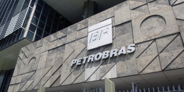 Dividendos da Petrobras (PETR4) serão sacrificados pela alta nos investimentos da empresa?