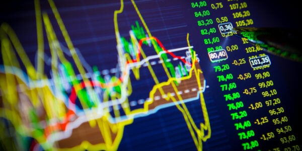 Confira as melhores ações para investir em dezembro; Petrobras (PETR4) e Vale (VALE3) estão na lista