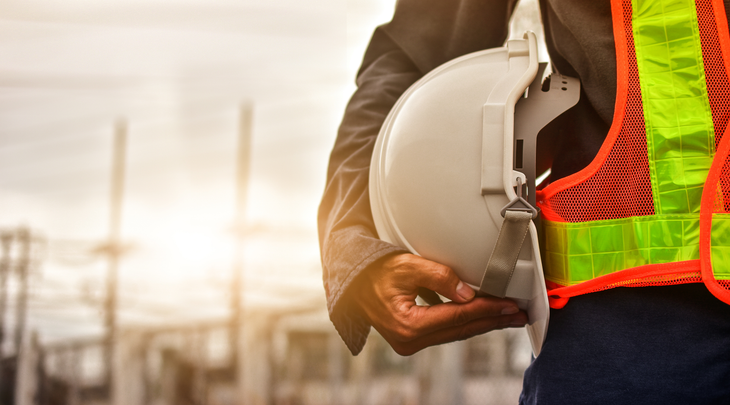 Dia do Trabalho. Foto: iStock. energia eletrobras taesa construção fundos imobiliários