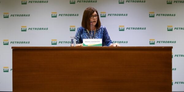 Foco da Petrobras (PETR4) é pagar dividendos, diz CEO